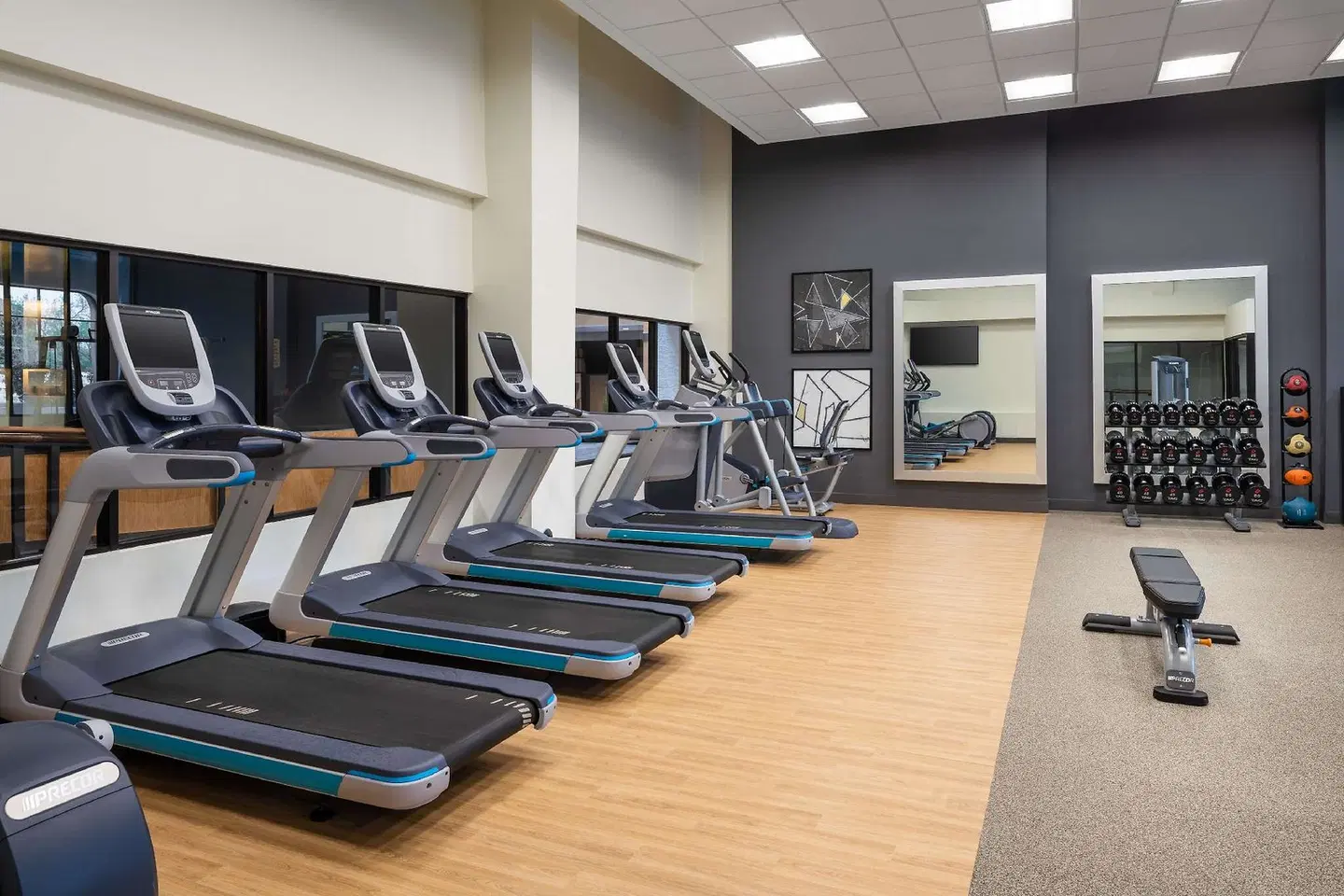 Embassy Suites by Hilton Austin Central SPORTS_AND_LEISURE