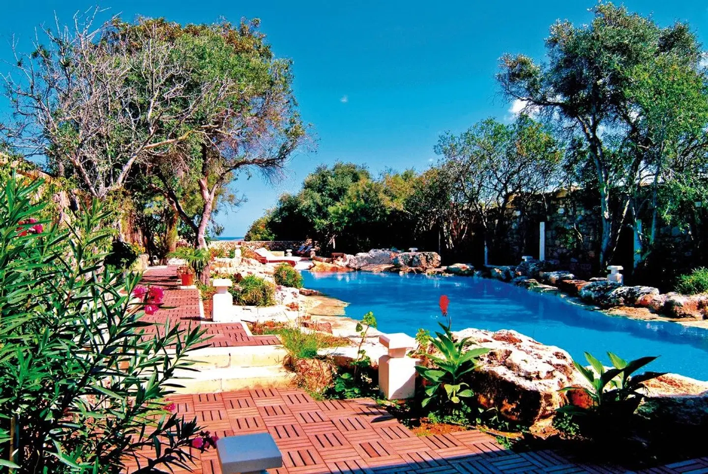 Hotel Ta' Cenc OUTDOOR_POOL
