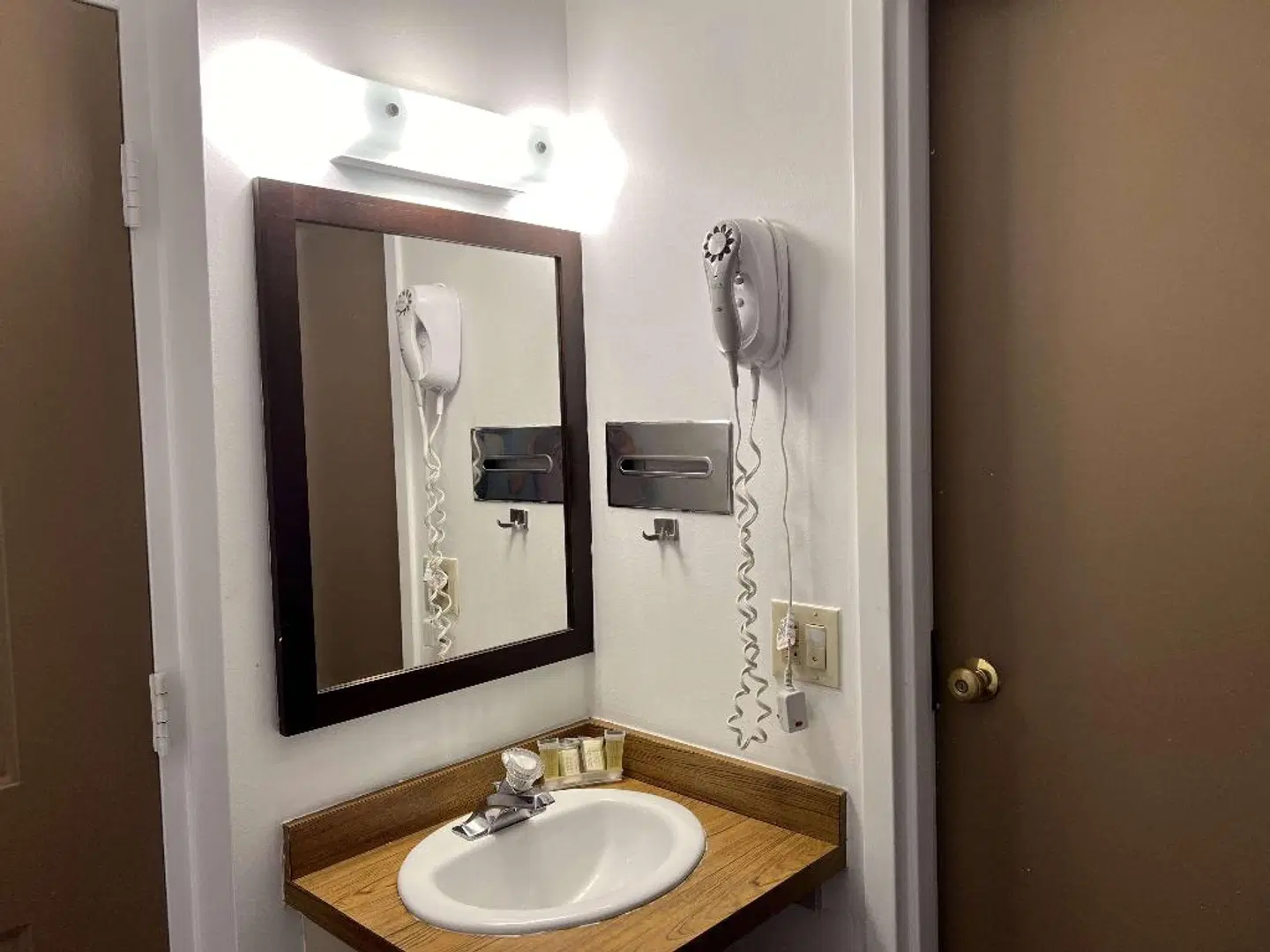 Travelodge by Wyndham Hershey Badezimmer