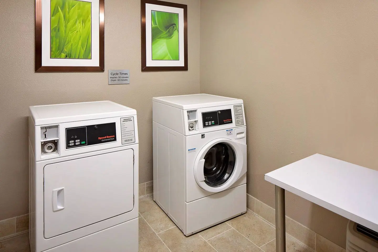 Courtyard by Marriott Houston Westchase Badezimmer