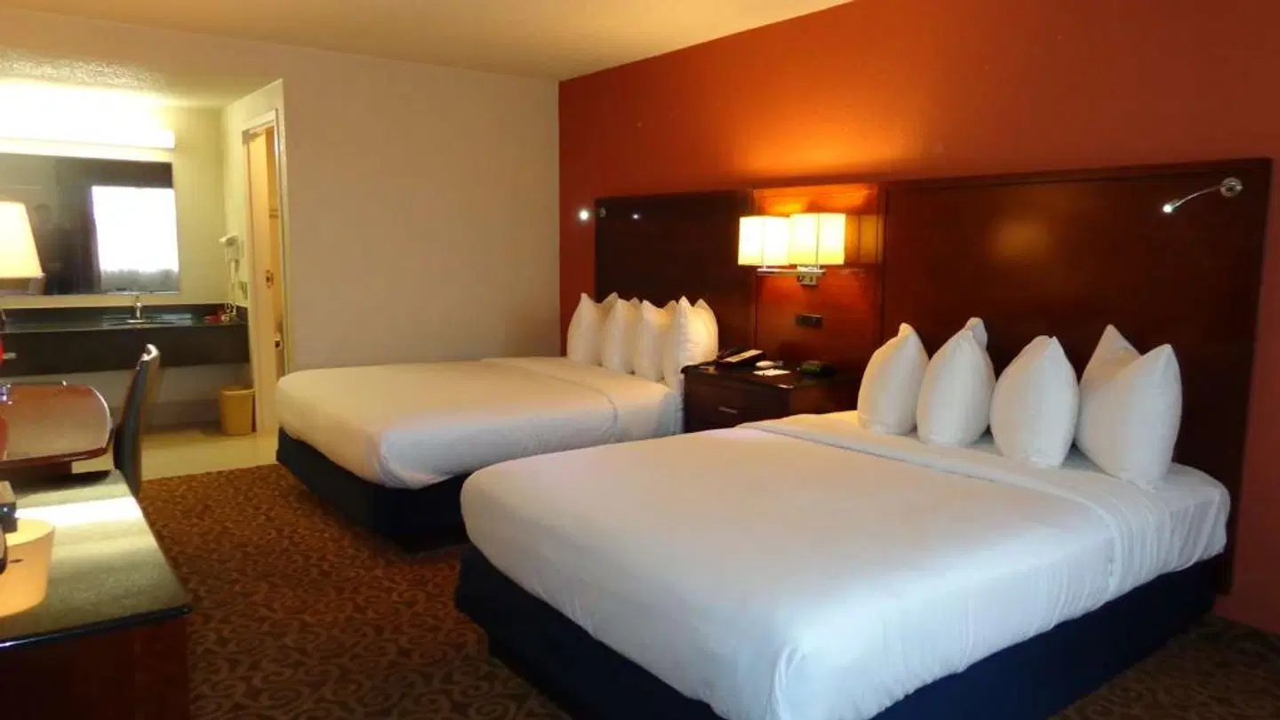 SureStay Hotel by Best Western Childress ROOM_EXAMPLE
