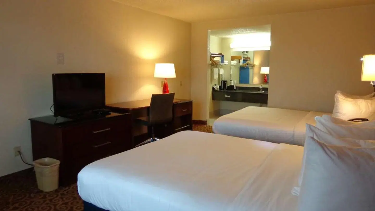 SureStay Hotel by Best Western Childress ROOM_EXAMPLE