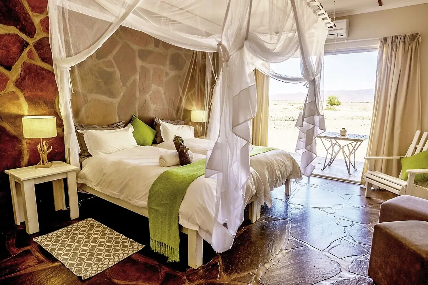 Elegant Desert Lodge ROOM_EXAMPLE