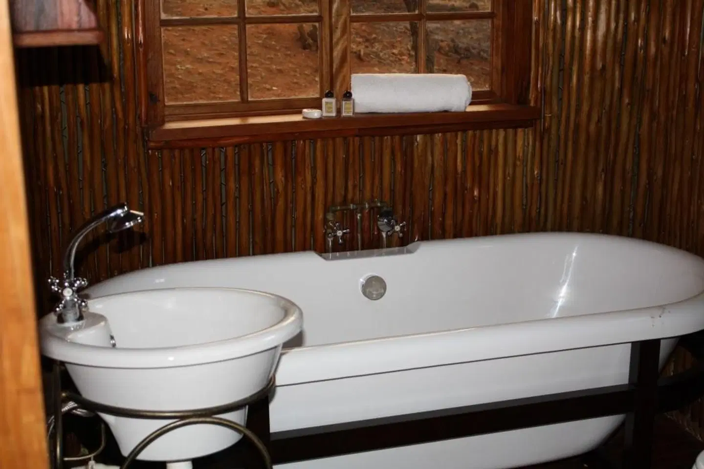 Amafu Forest Lodge Badezimmer