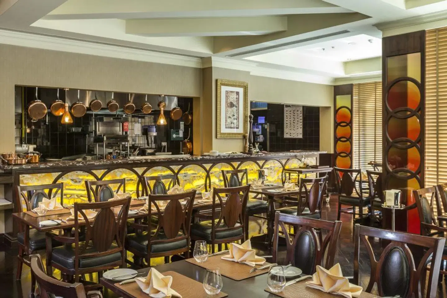 Mövenpick Grand Al Bustan Dubai Restaurant