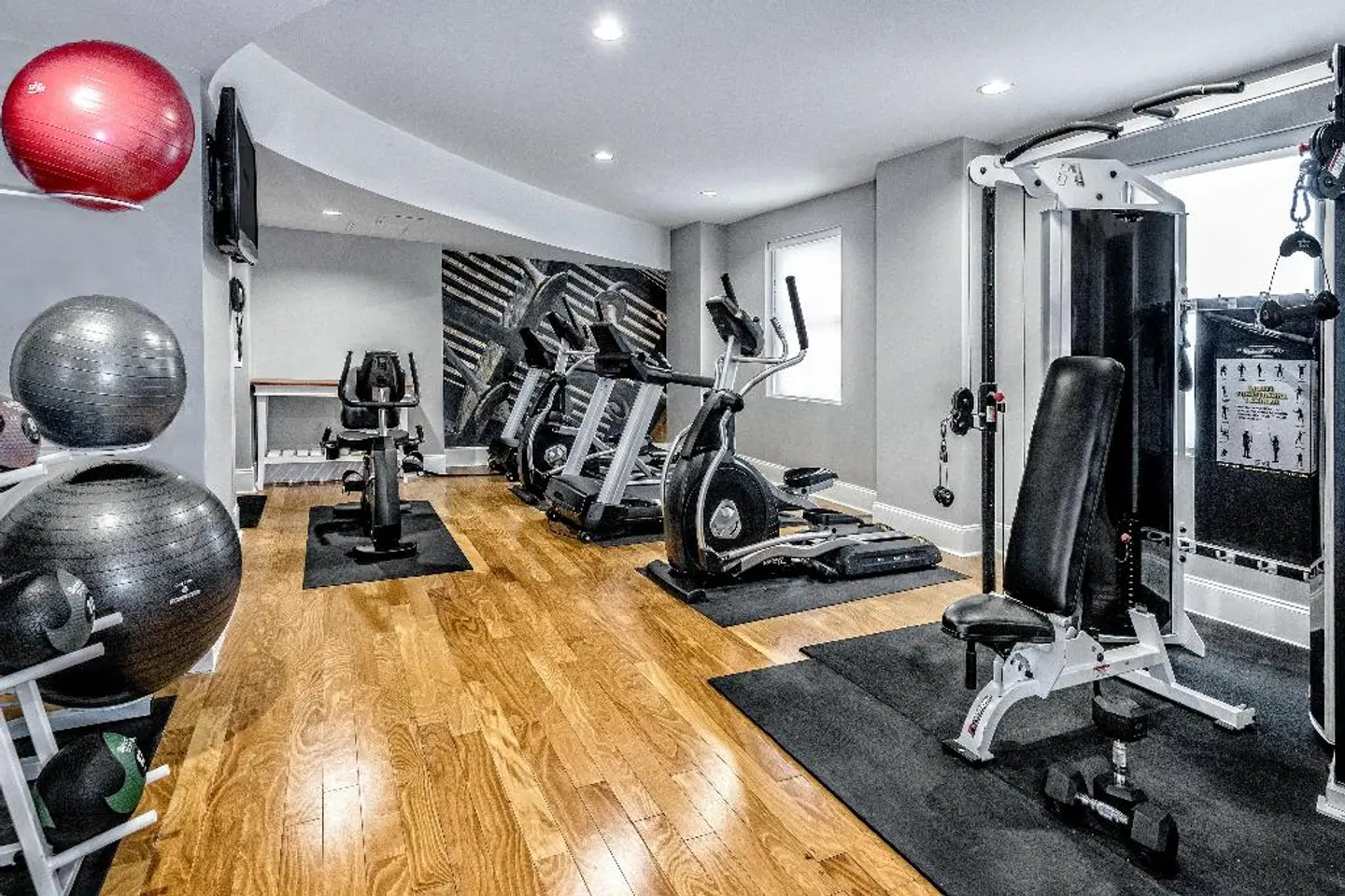 Hotel Indigo Dallas Downtown by IHG SPORTS_AND_LEISURE