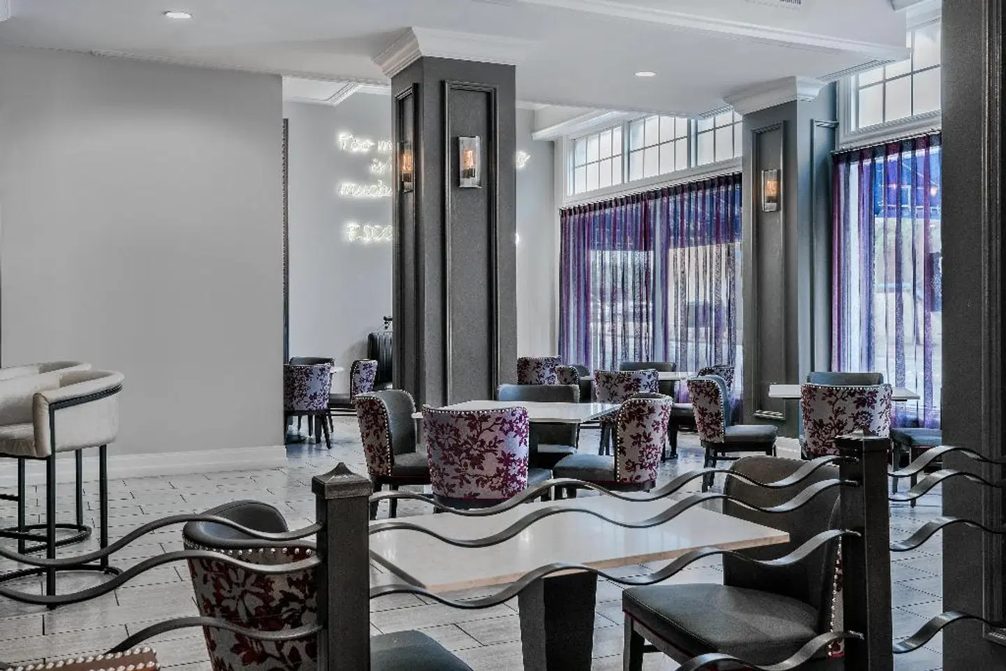 Hotel Indigo Dallas Downtown by IHG Restaurant