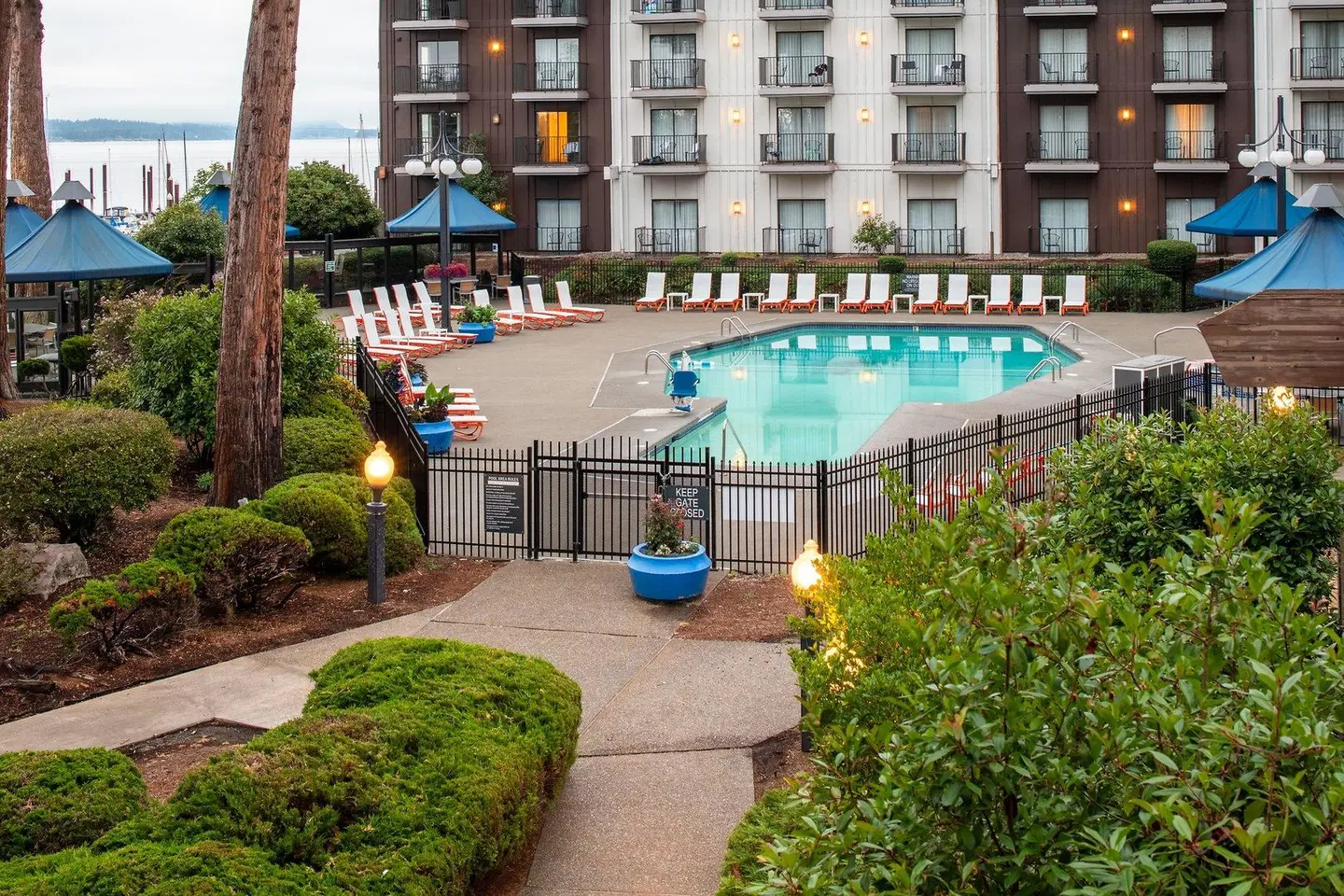Holiday Inn Portland - Columbia Riverfront by IHG OUTDOOR_POOL