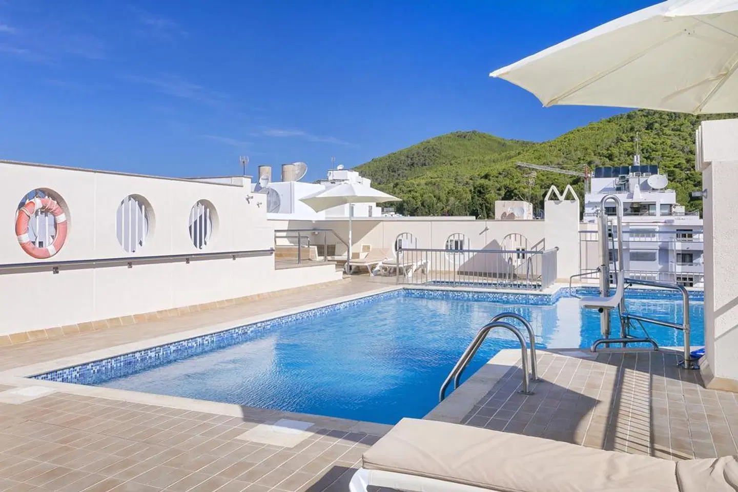 Duquesa Playa OUTDOOR_POOL