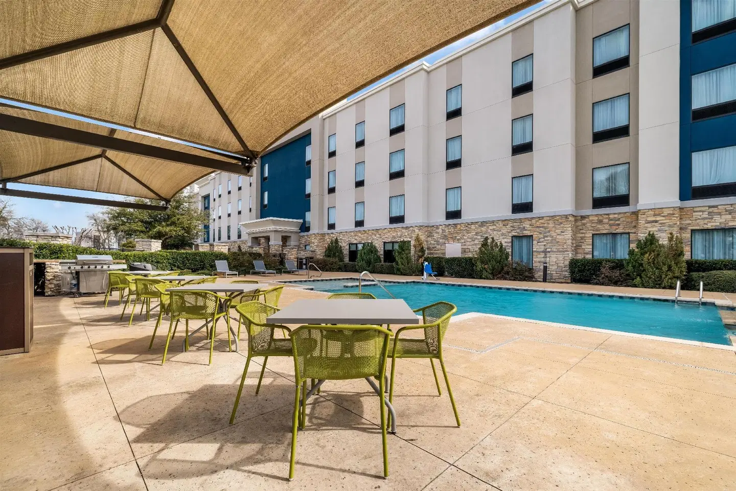 Hampton Inn & Suites Dallas/Plano-East Terrasse