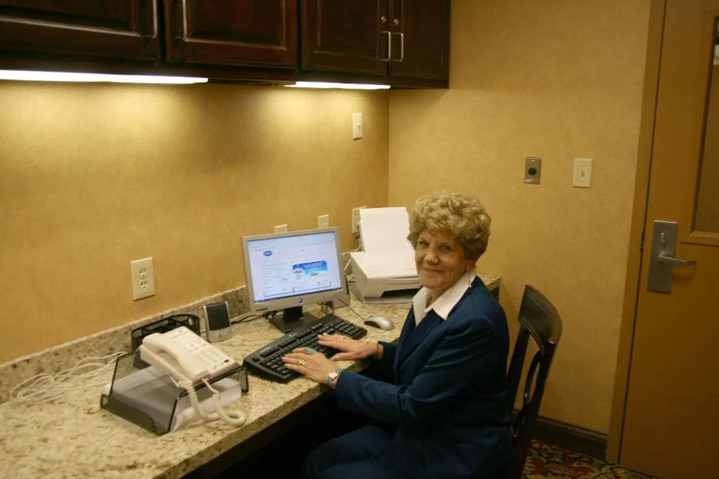 Hampton Inn & Suites Fredericksburg PEOPLE
