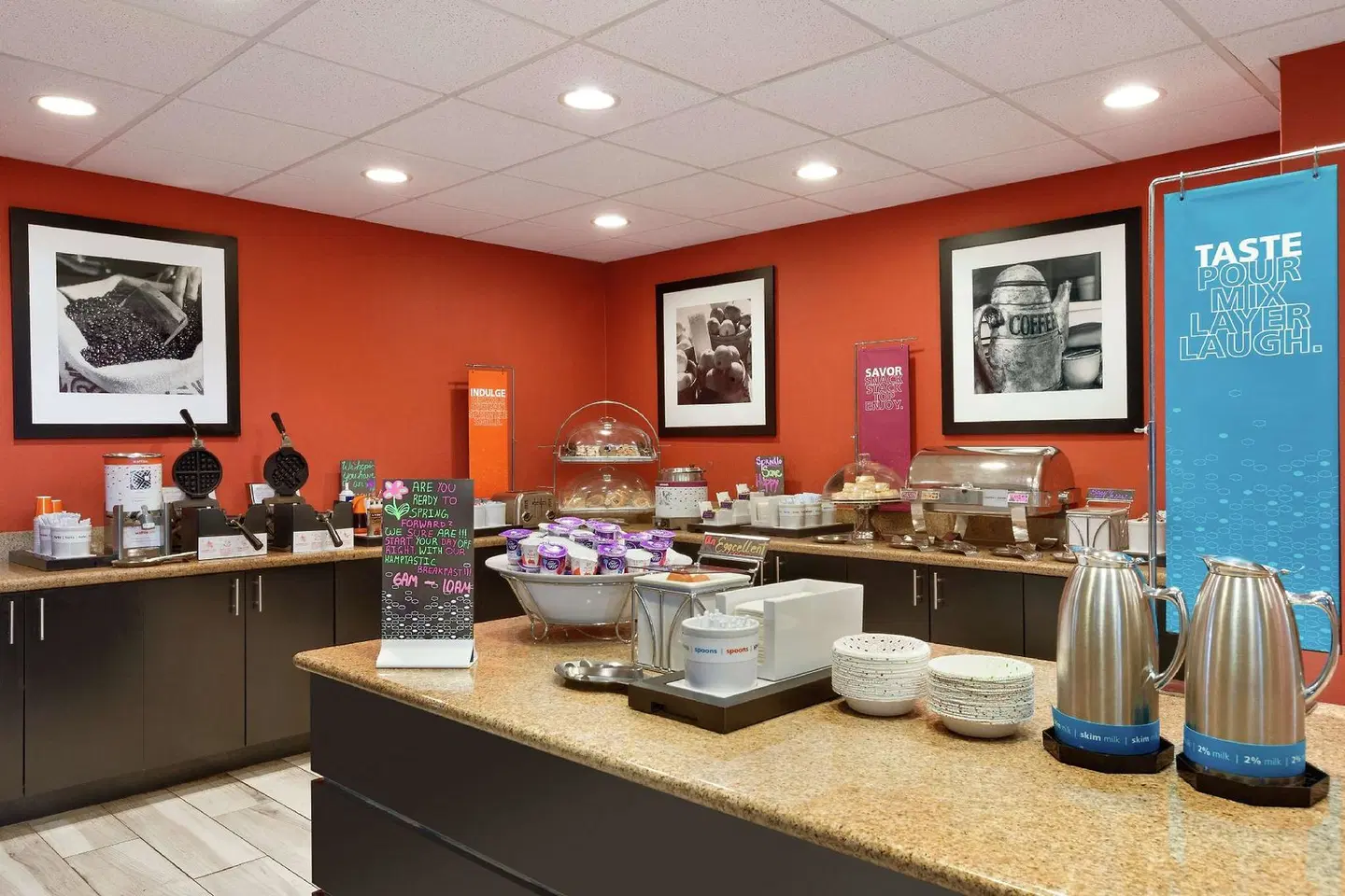 Hampton Inn & Suites Houston/Clear Lake-Nasa Area Bar