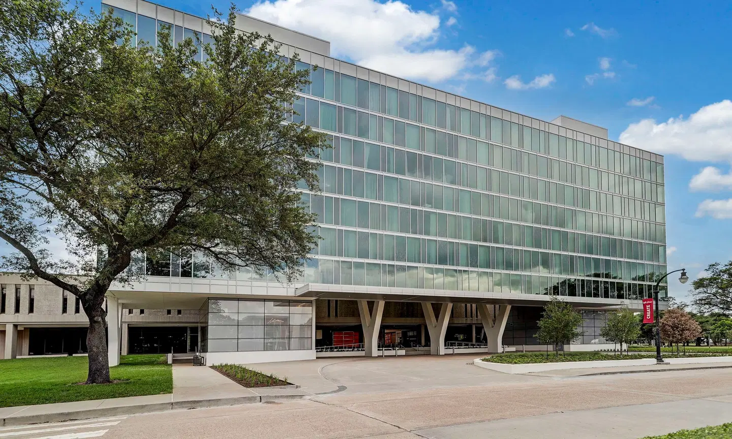 Hilton University of Houston EXTERIOR