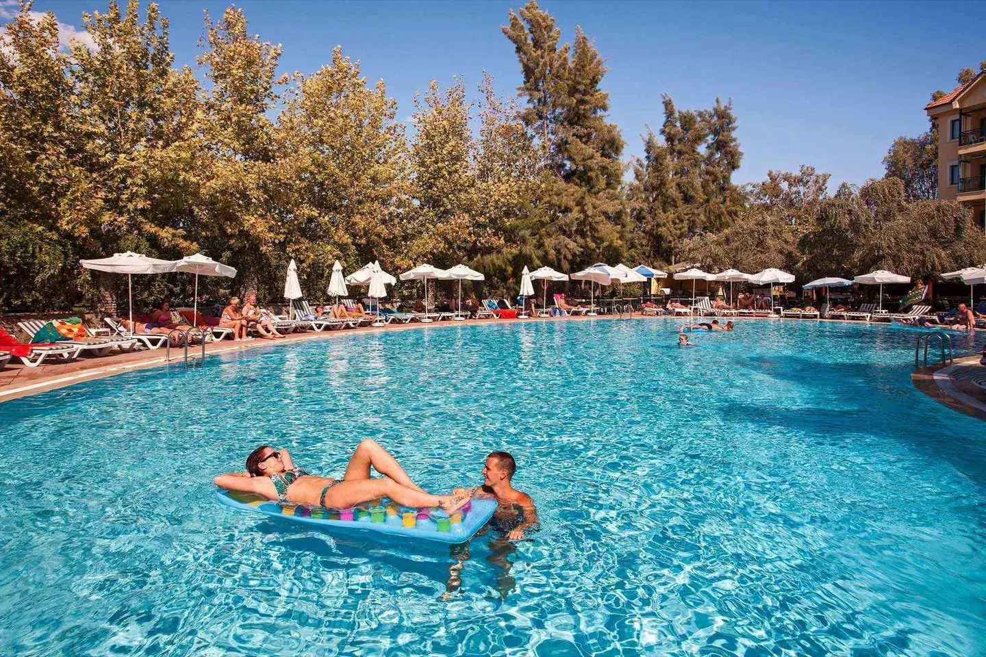 Dosi OUTDOOR_POOL