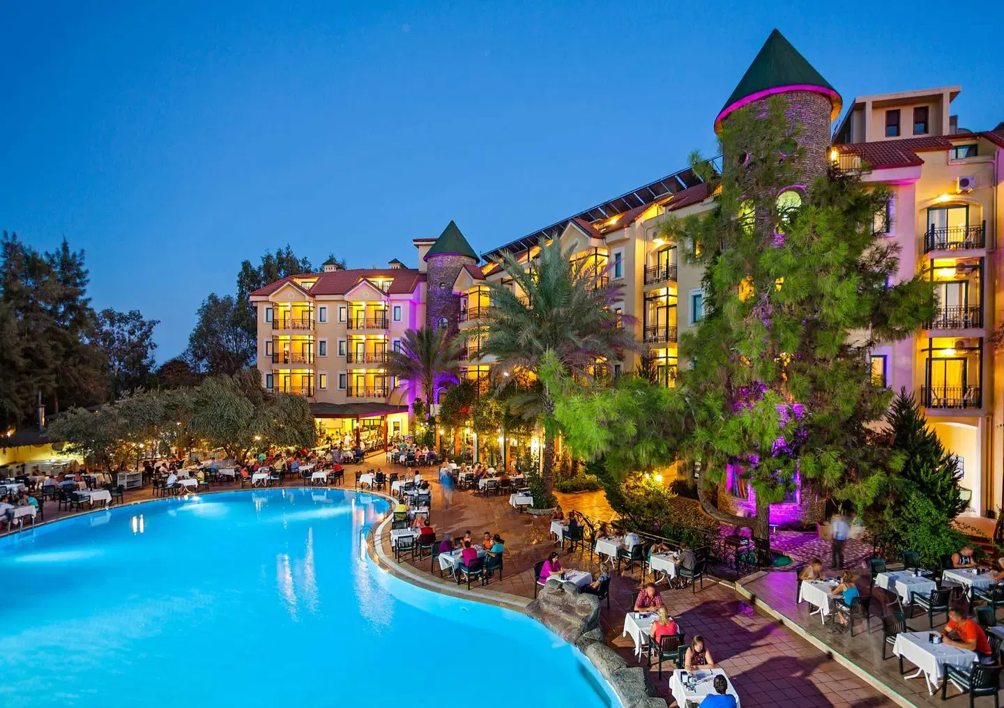 Dosi OUTDOOR_POOL