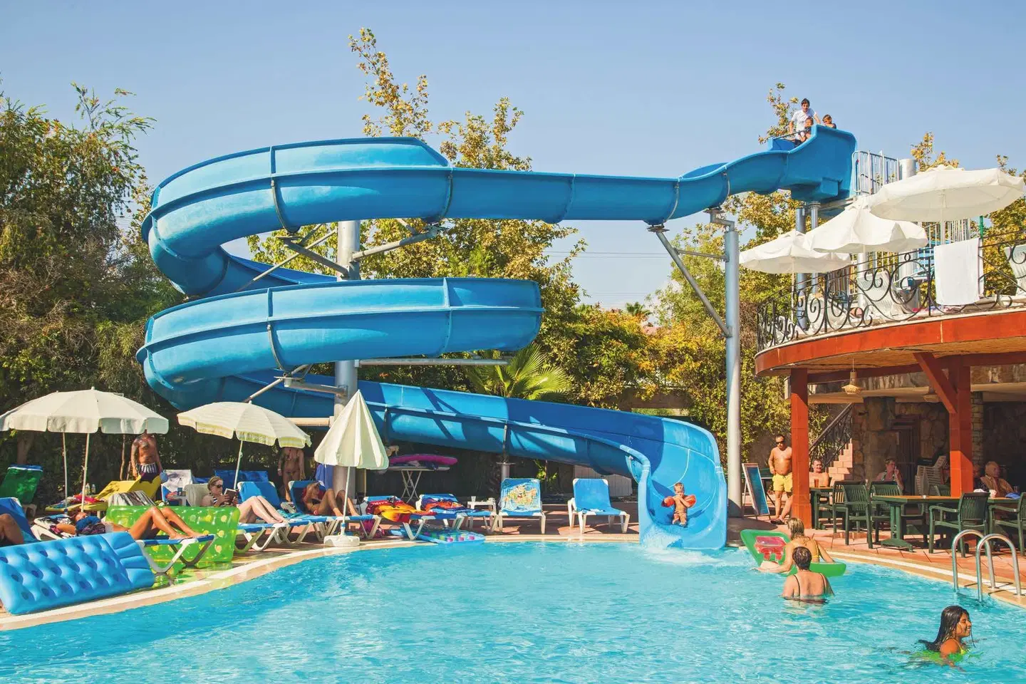 Dosi OUTDOOR_POOL