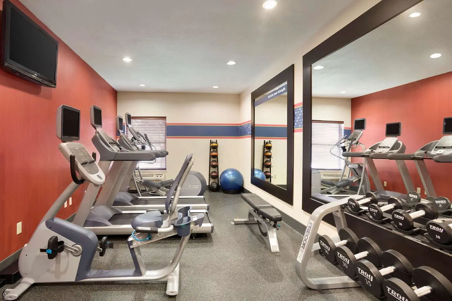 Hampton Inn Fort Worth Southwest Cityview SPORTS_AND_LEISURE