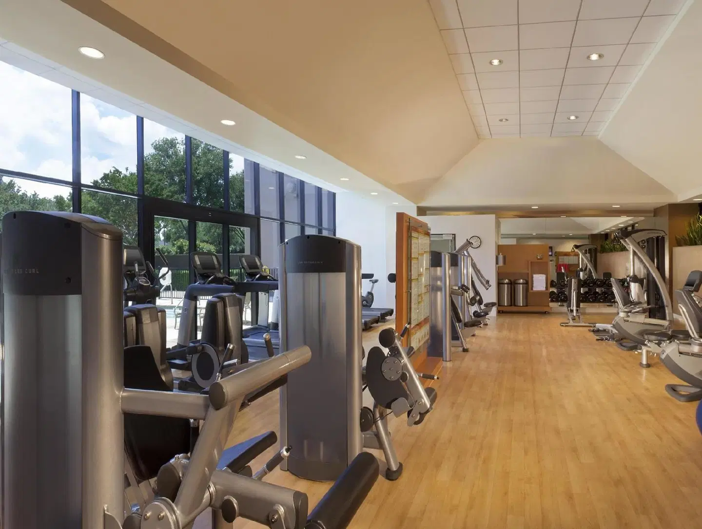 Sheraton DFW Airport Hotel SPORTS_AND_LEISURE