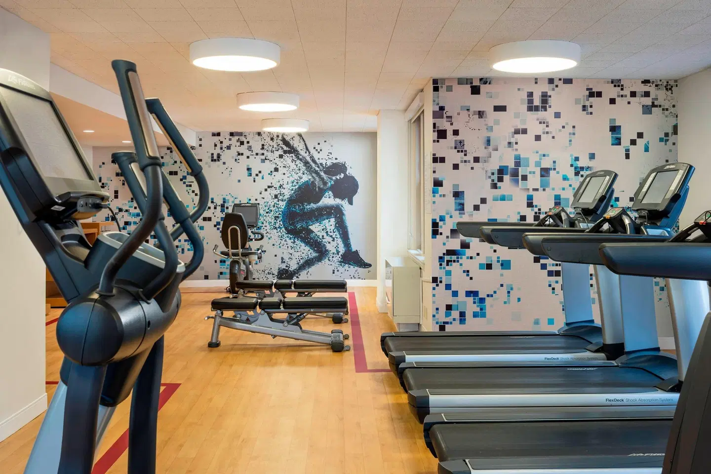 Sheraton Commander SPORTS_AND_LEISURE