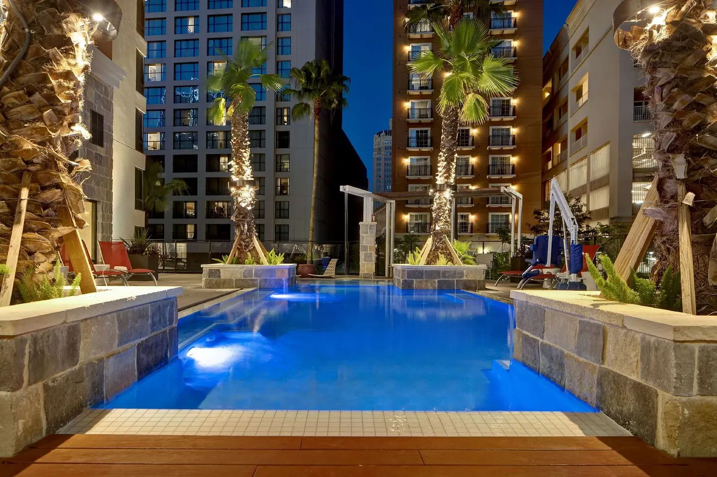 Hampton Inn & Suites San Antonio Riverwalk OUTDOOR_POOL