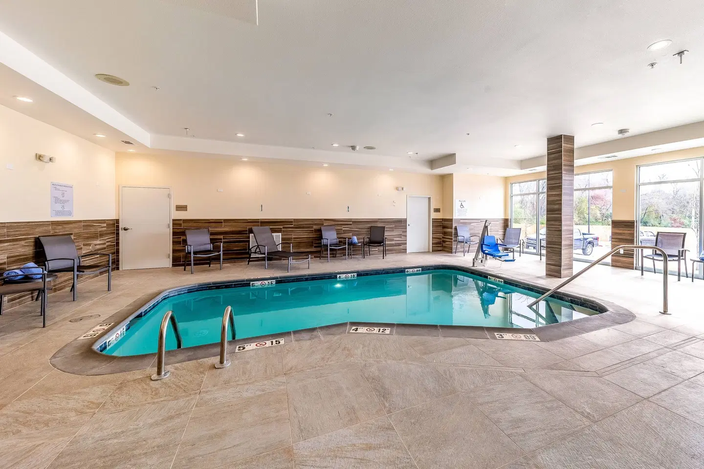 Fairfield by Marriott Inn & Suites Gainesville I-35 Hallenbad
