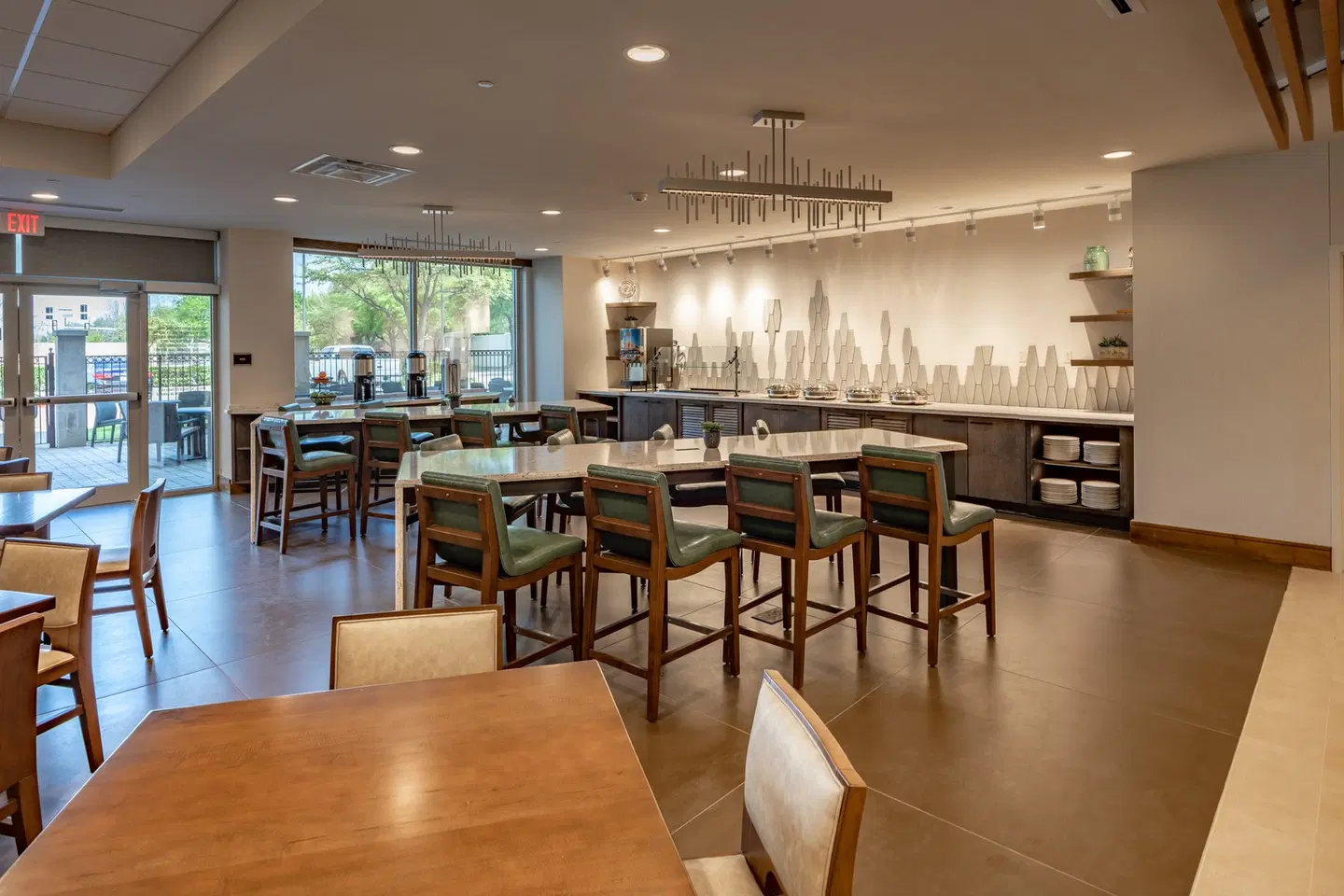 DoubleTree Club by Hilton Dallas-Farmers Branch Restaurant