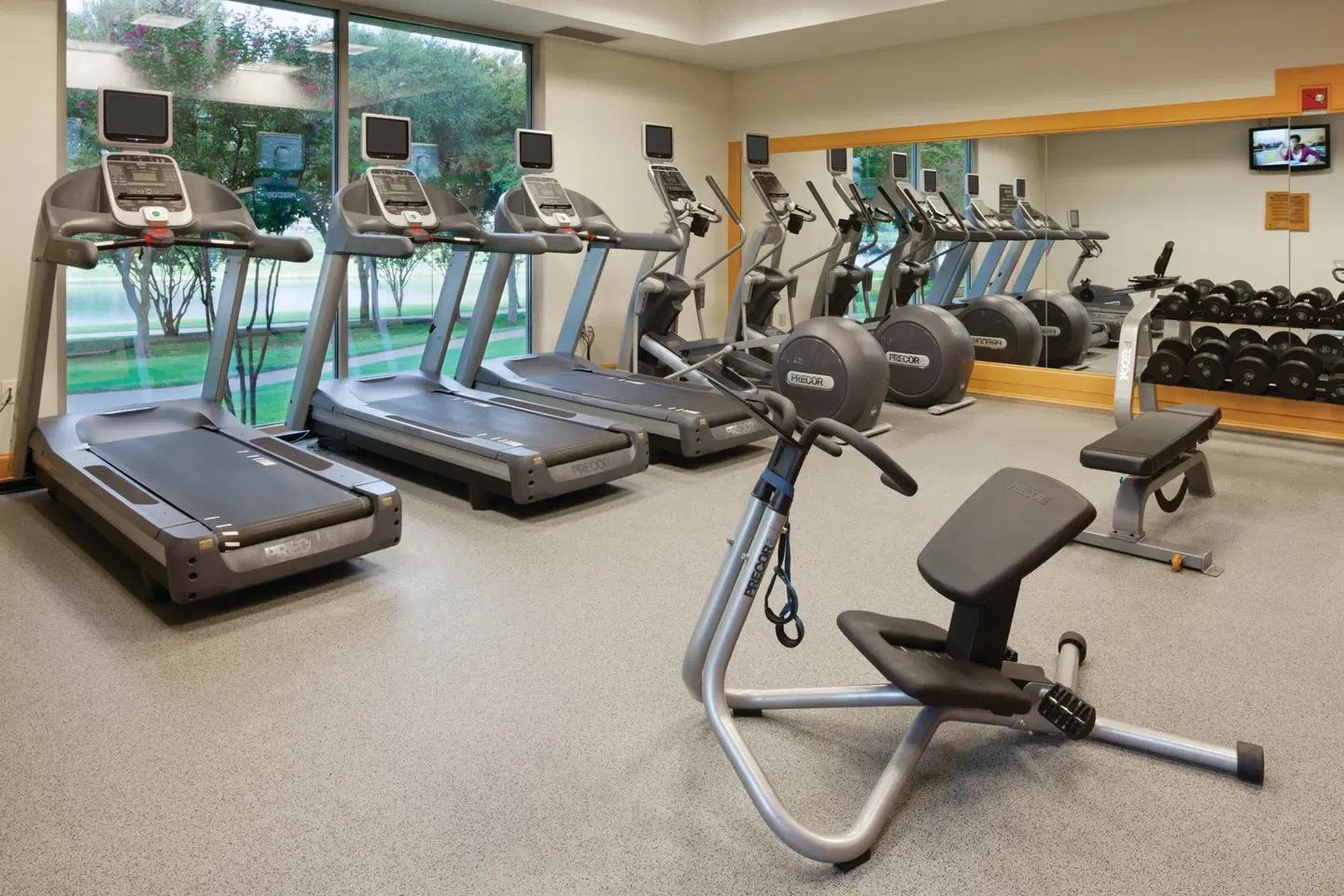 DoubleTree Club by Hilton Dallas-Farmers Branch SPORTS_AND_LEISURE