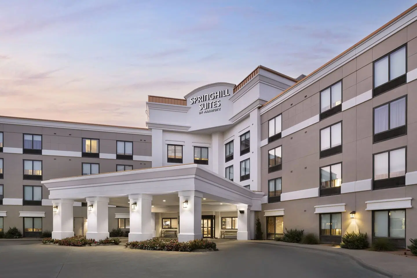 SpringHill Suites by Marriott Fort Worth University EXTERIOR