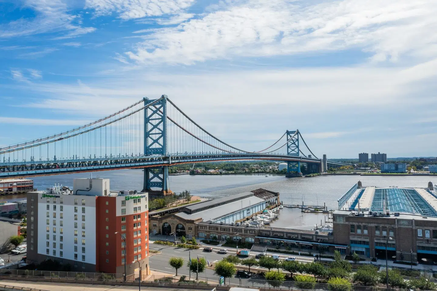 Holiday Inn Express Philadelphia - Penns Landing by IHG LANDSCAPE