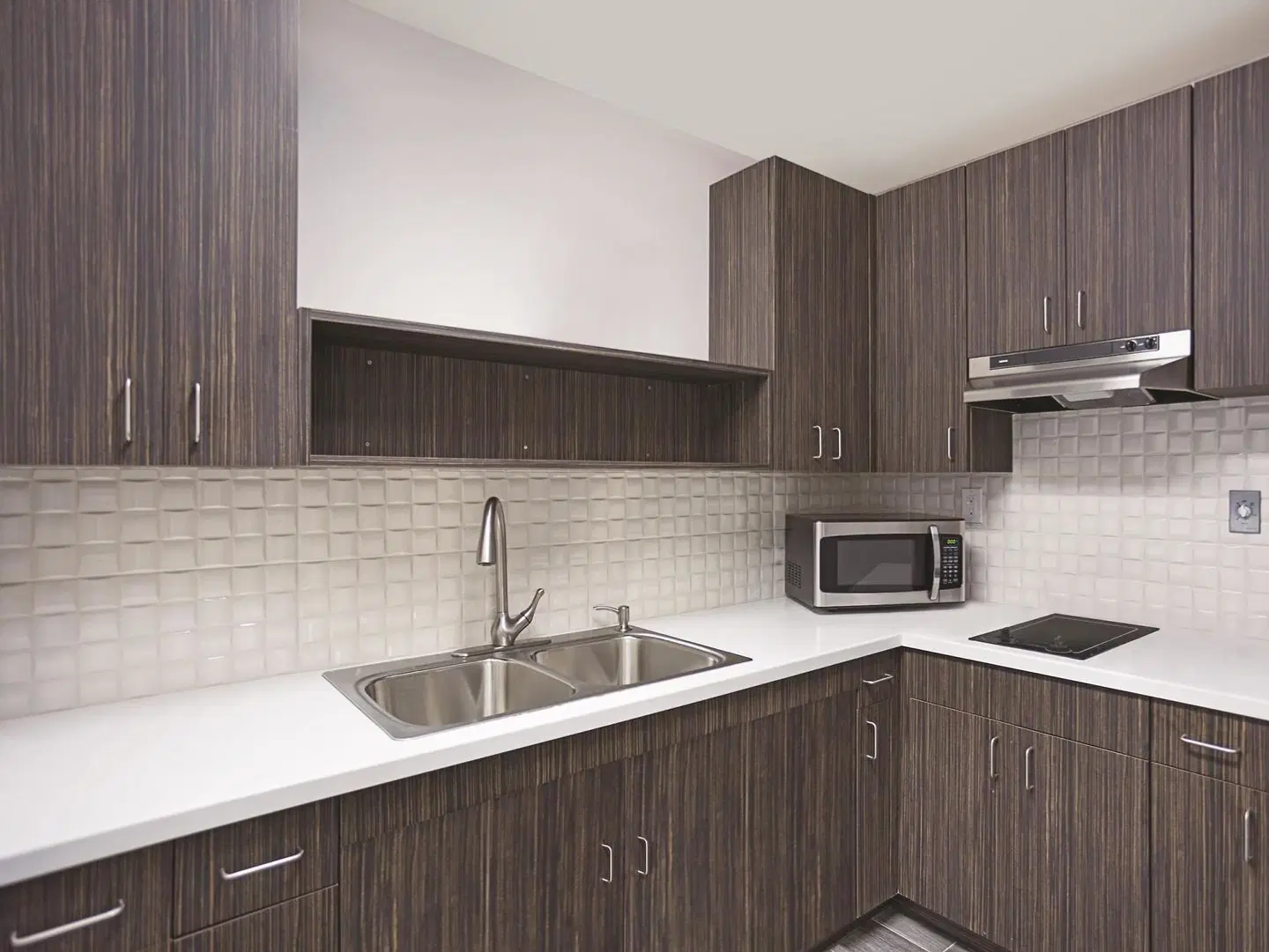 La Quinta Inn & Suites Houston Clay Road ROOM_EXAMPLE