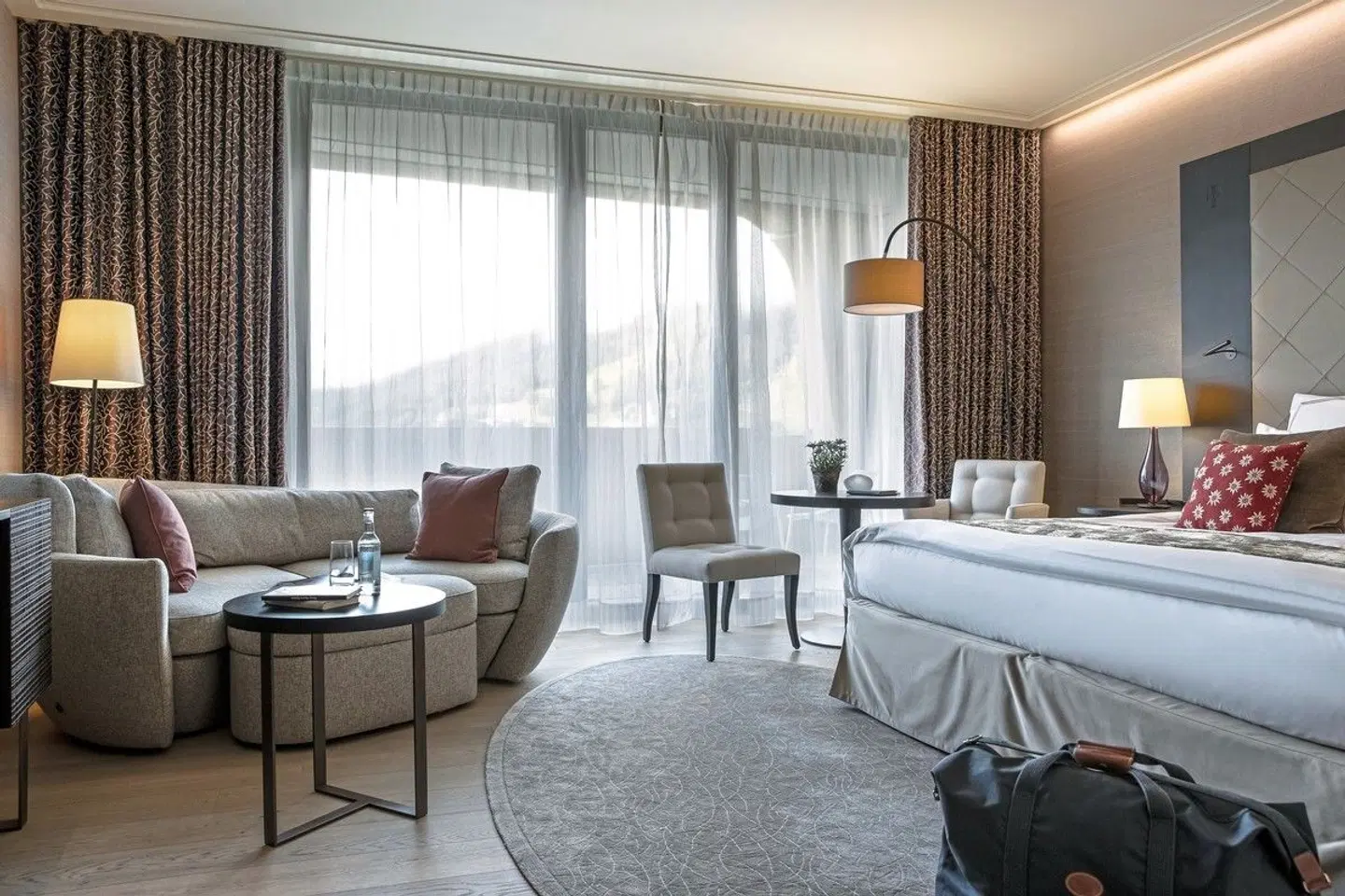 AlpenGold Hotel Davos ROOM_EXAMPLE