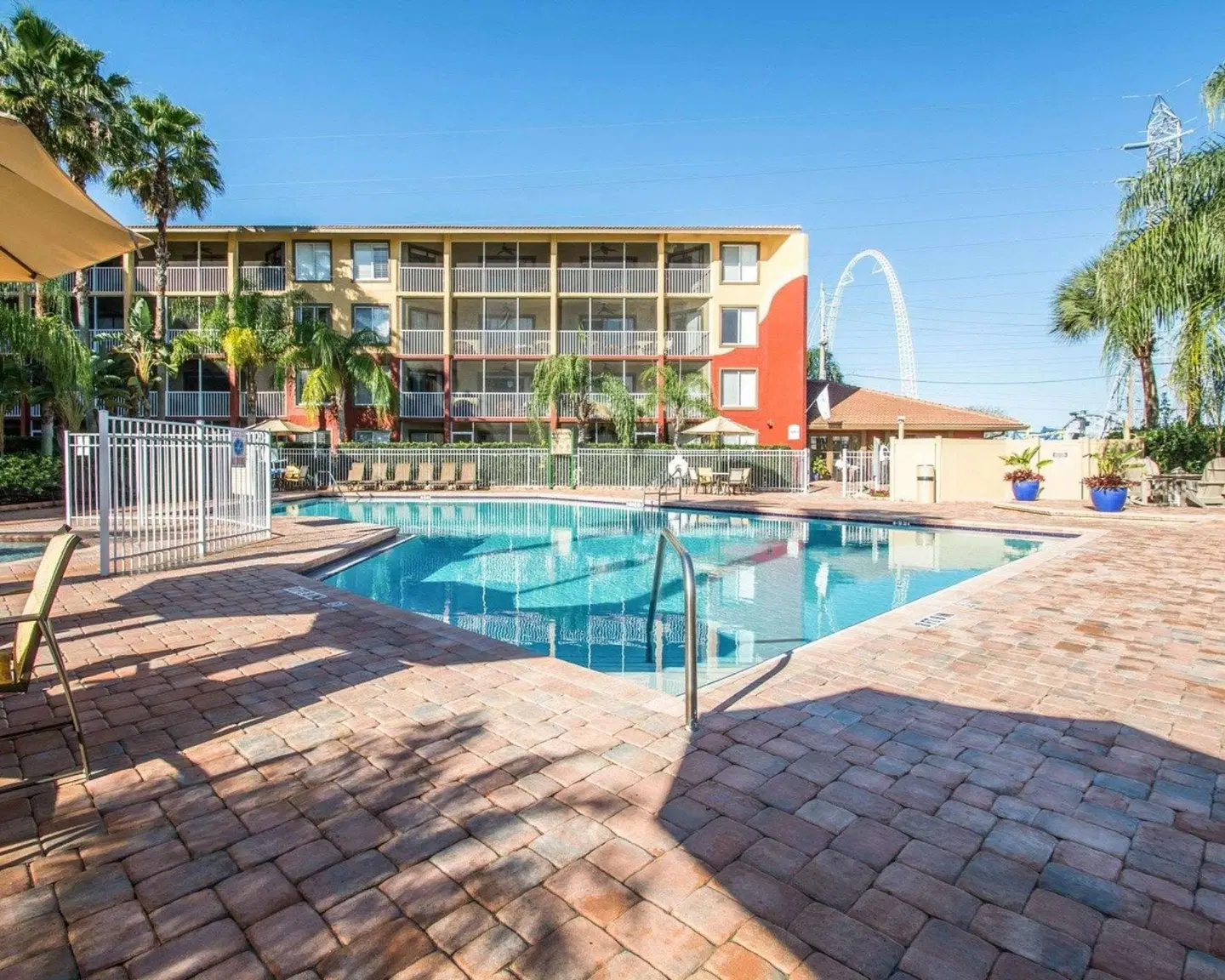 Orlandos Sunshine Resort OUTDOOR_POOL