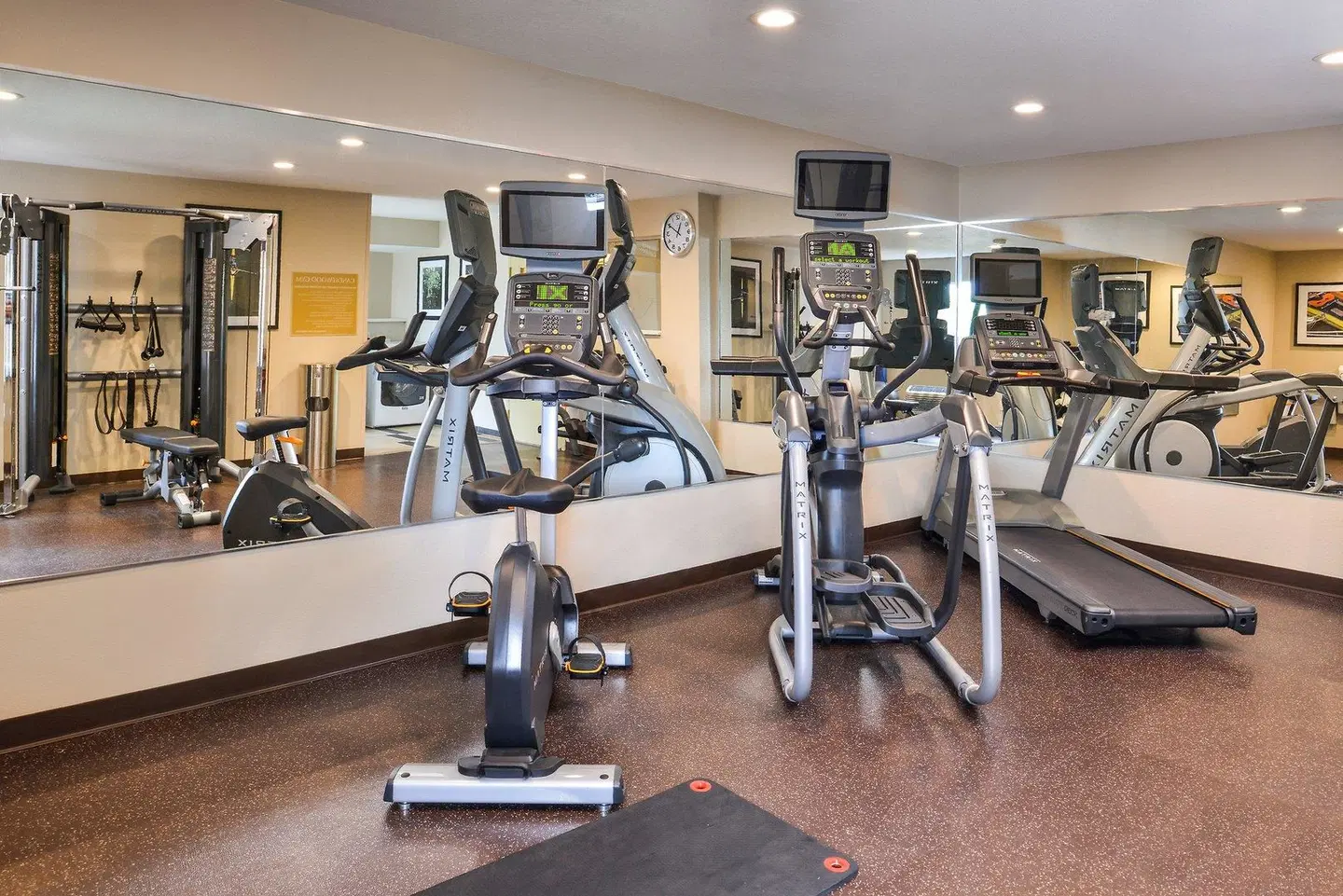 Candlewood Suites Beaumont SPORTS_AND_LEISURE