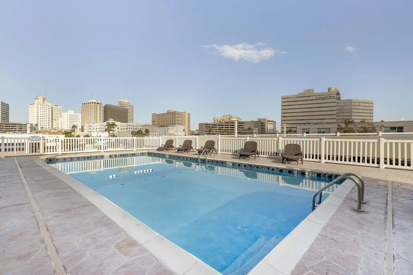 Best Western Corpus Christi OUTDOOR_POOL