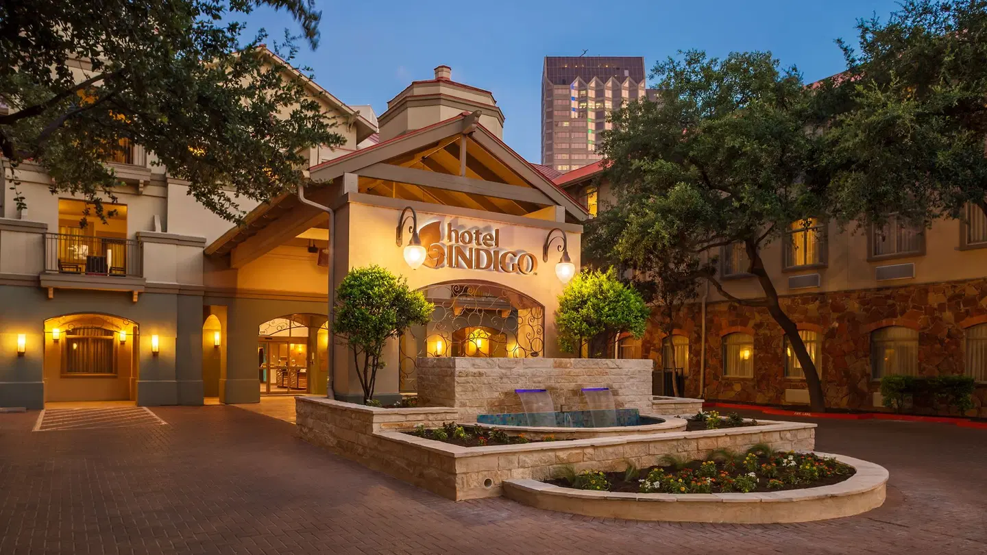 Hotel Indigo San Antonio Riverwalk by IHG EXTERIOR