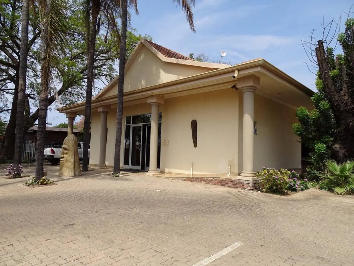 Ya Rena Guest House EXTERIOR