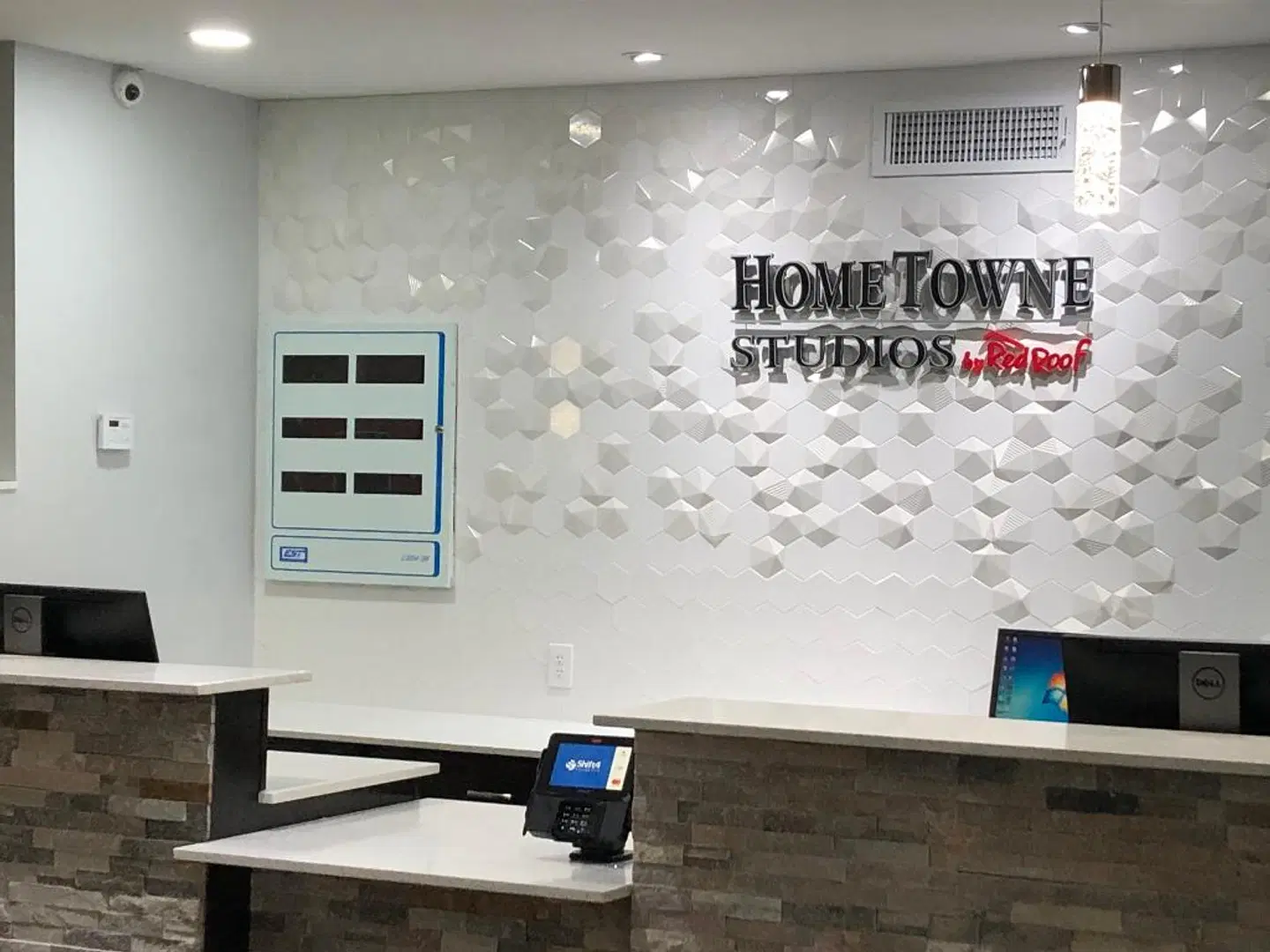 HomeTowne Studios by Red Roof San Antonio E - near AT&T Center HEALTH_BEAUTY