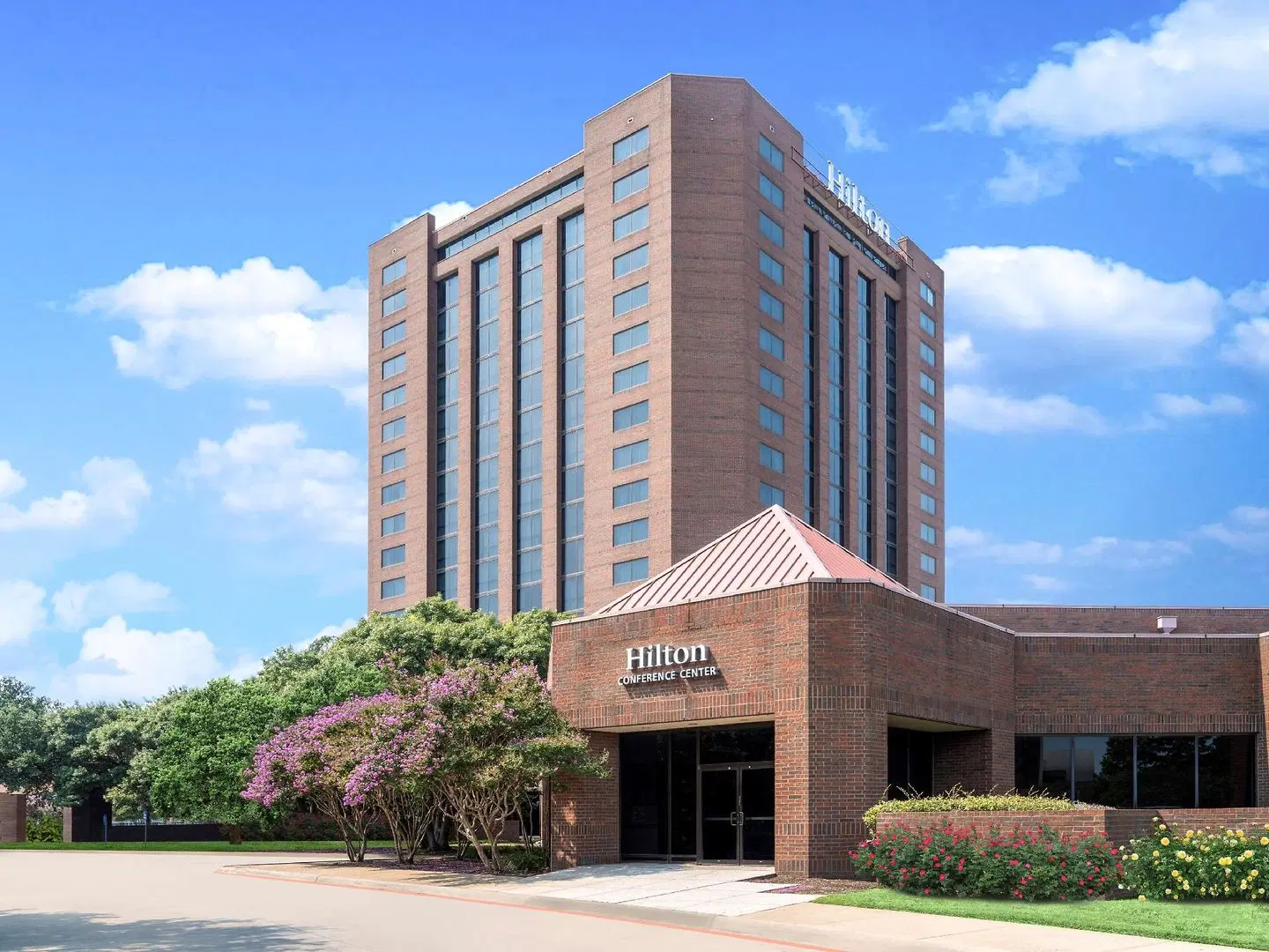Hilton Richardson Dallas EXTERIOR