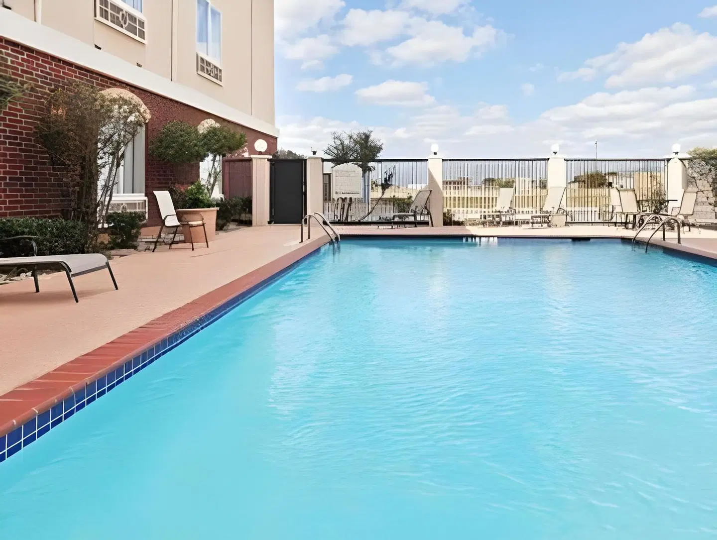 Holiday Inn Express & Suites Abilene by IHG OUTDOOR_POOL