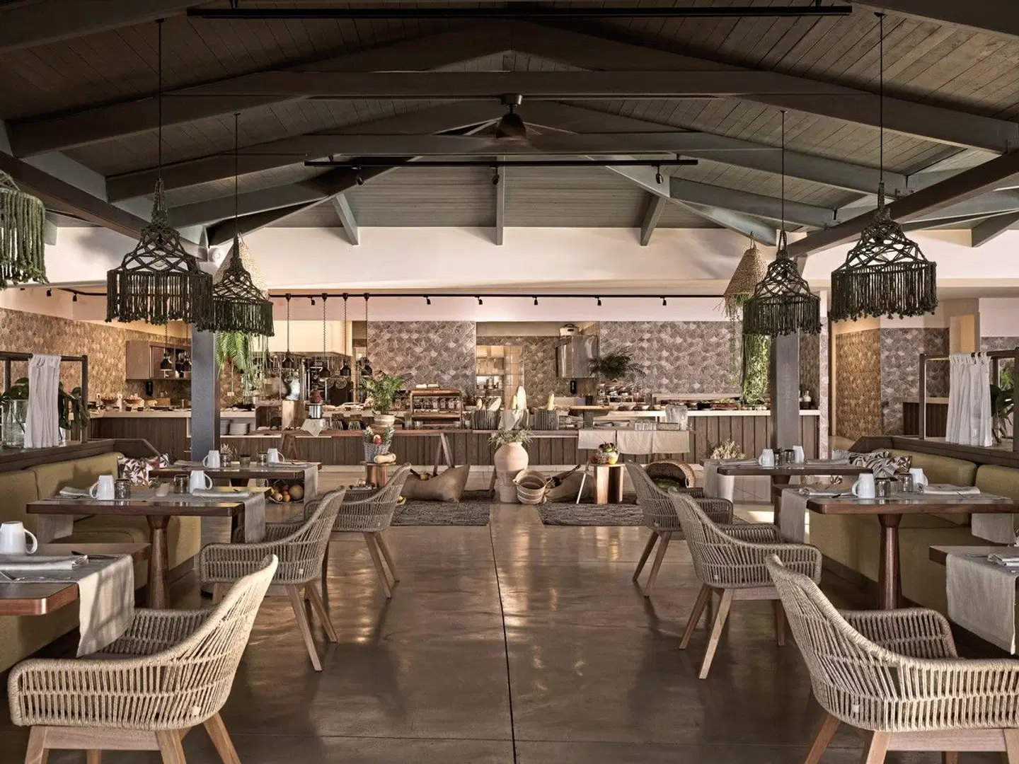Numo Ierapetra Beach Resort Crete, Curio Collection by Hilton Bar