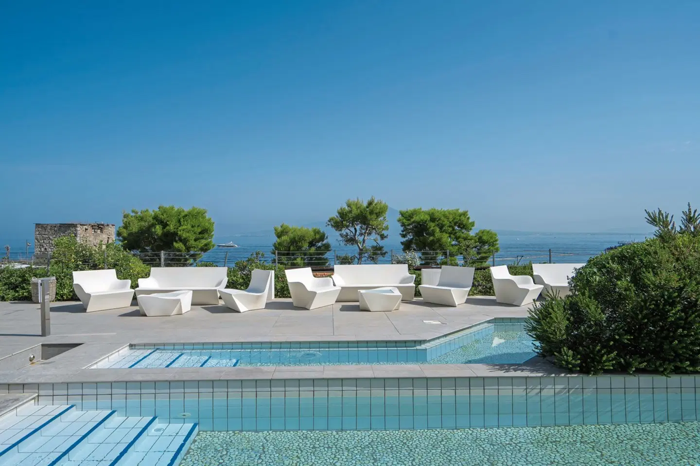 Le Axidie OUTDOOR_POOL
