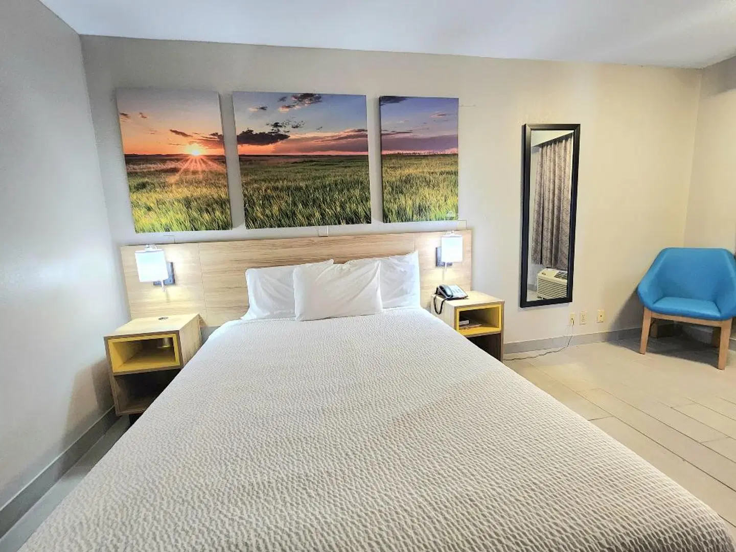 Days Inn by Wyndham McAllen ROOM_EXAMPLE
