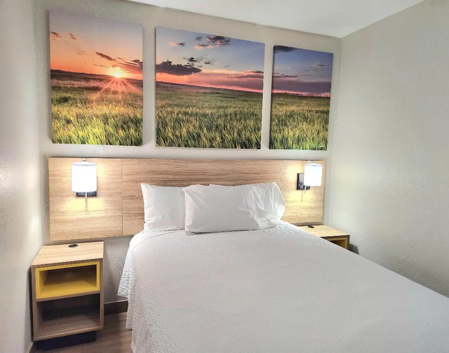 Days Inn by Wyndham McAllen ROOM_EXAMPLE