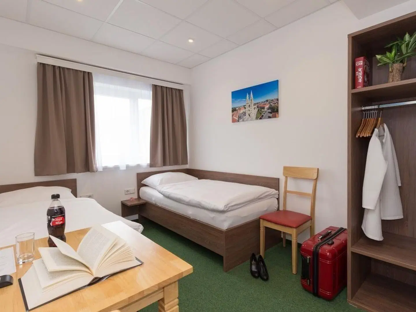 Win Budget B&B ROOM_EXAMPLE