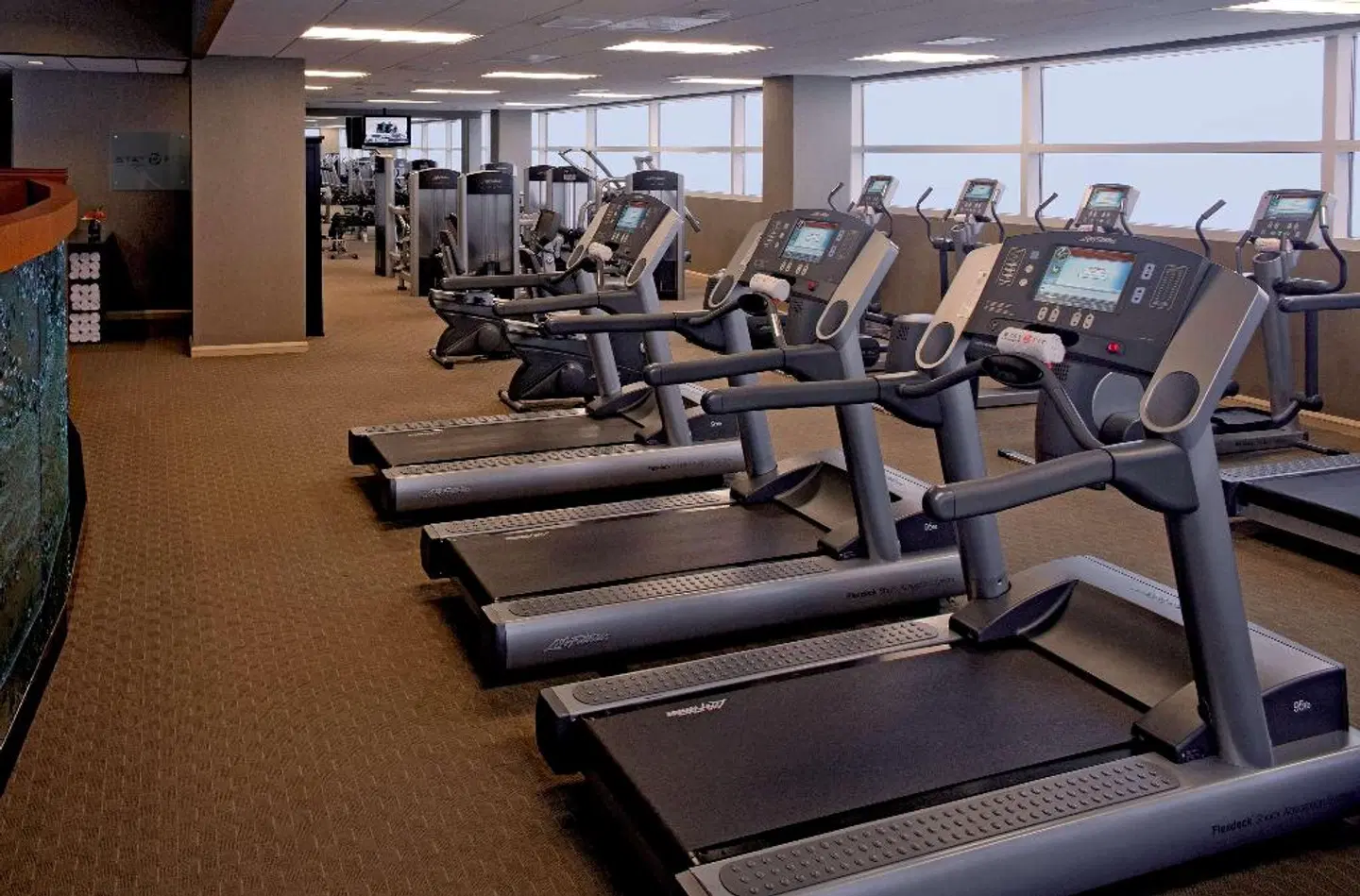 Grand Hyatt DFW SPORTS_AND_LEISURE