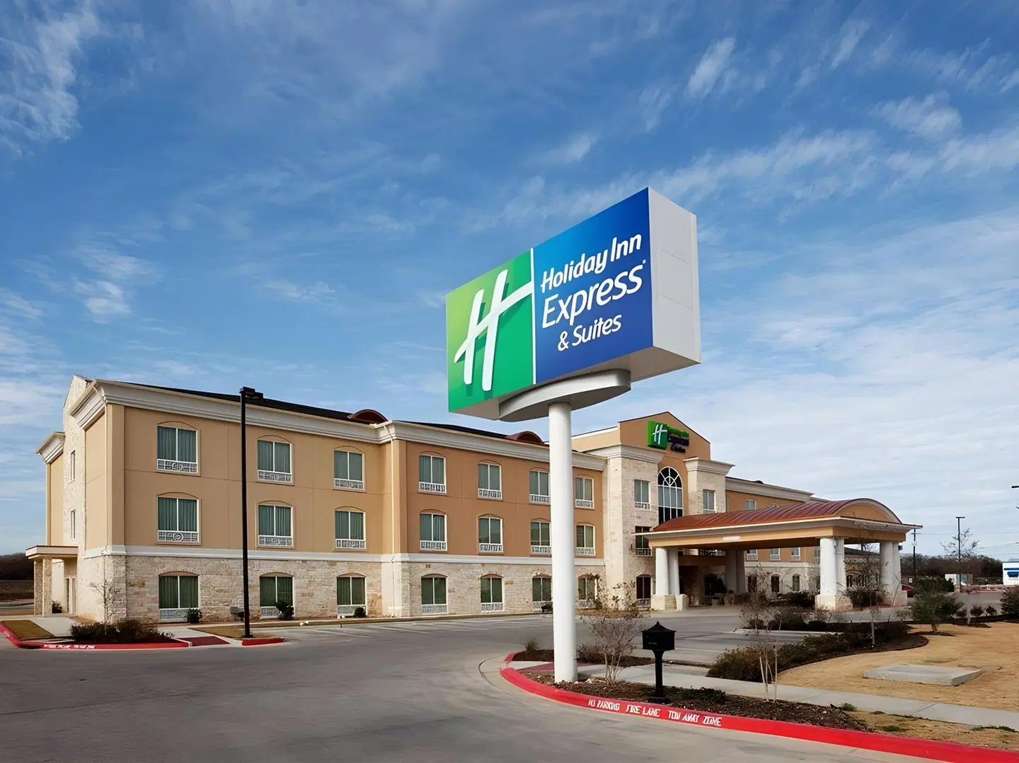 Holiday Inn Express & Suites Georgetown by IHG EXTERIOR