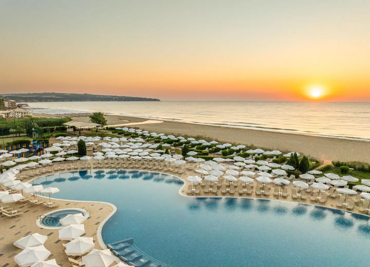 Alua Helios Bay OUTDOOR_POOL