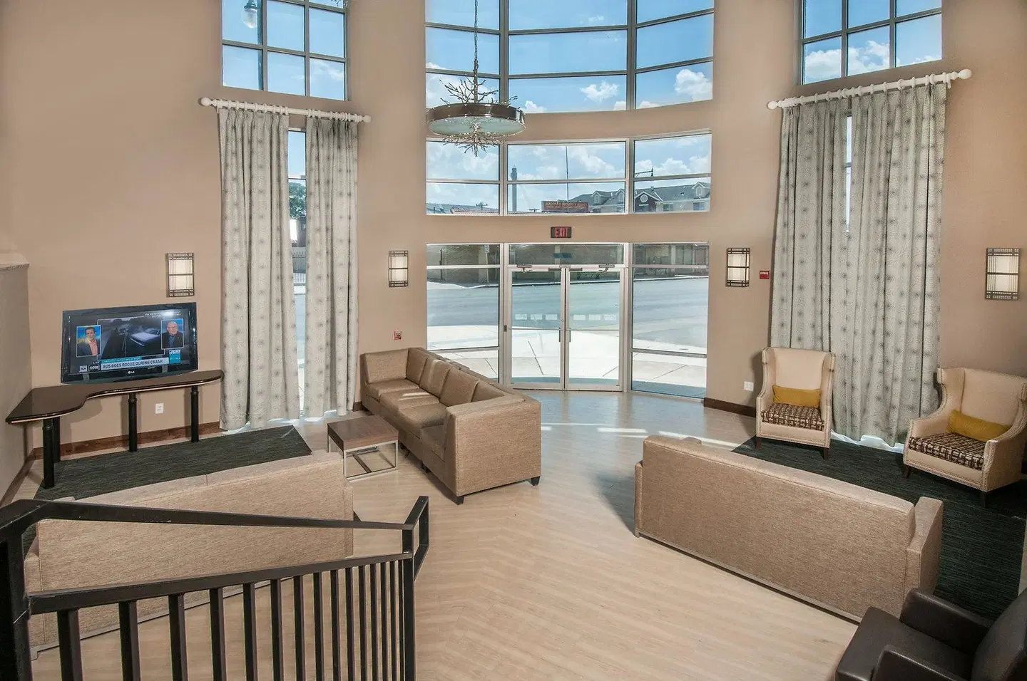 Holiday Inn Express San Antonio - Rivercenter Area ROOM_EXAMPLE