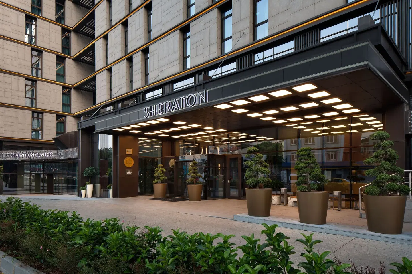 Sheraton Istanbul City Center EXTERIOR