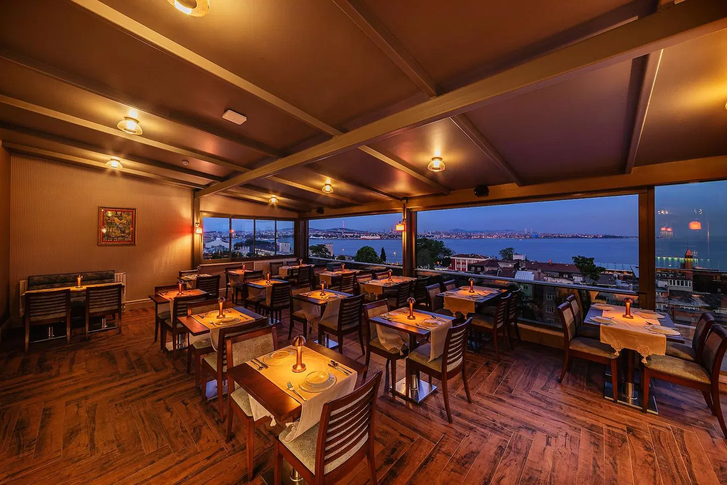 Azade Premier Restaurant